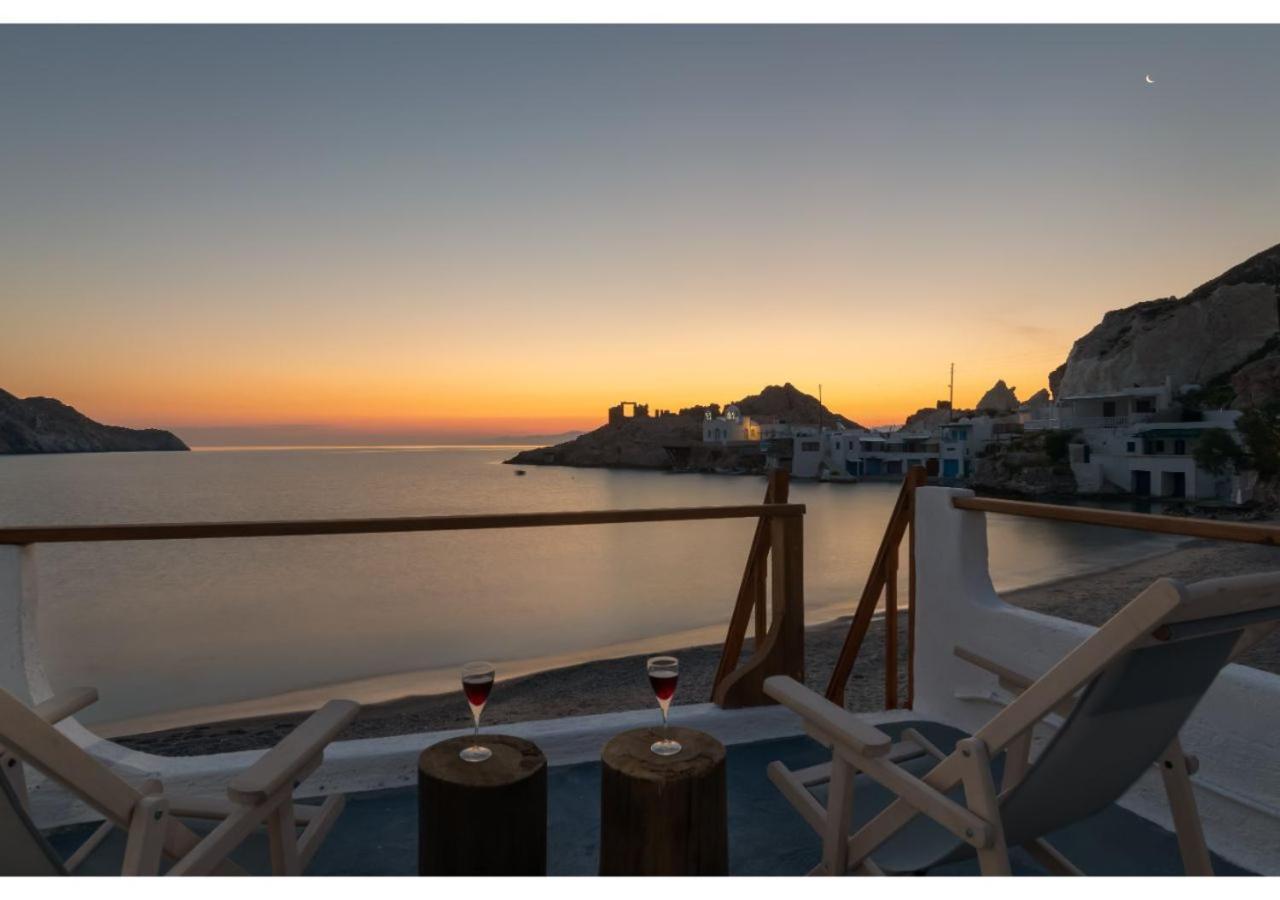 Blu Intenso Boathouse Firopotamos ภายนอก รูปภาพ